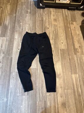 Nike Black Tech Fleece Tech-Fleece Slim Fit Jogger Sweatpants